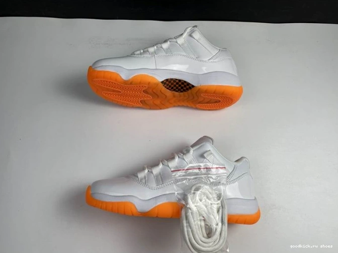 11 AH7860-139 RETRO LOW CITRUS AIR JORDAN BRIGHT 0818